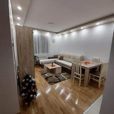 Kostic Apartamento *