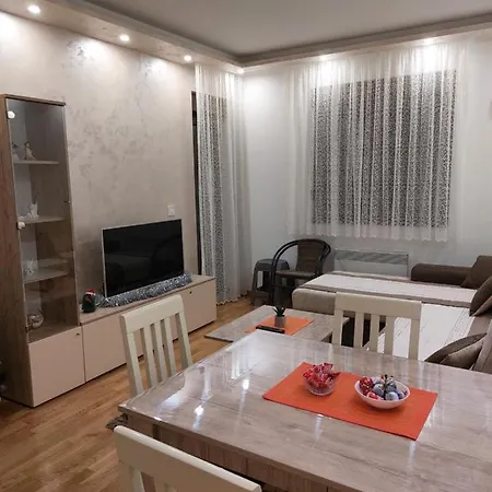 Kostic Апартаменты Златибор